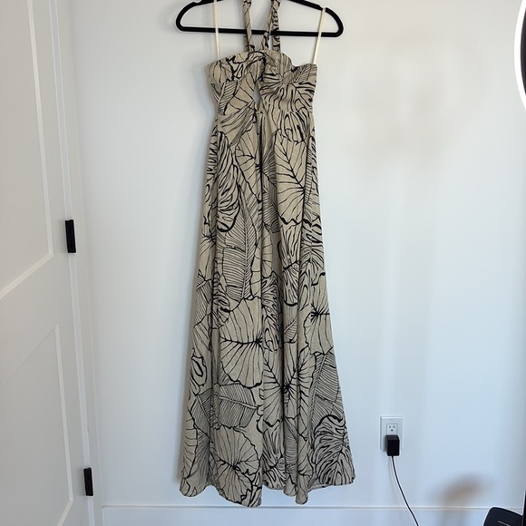 DISSH Beige and Black Maxi Dress - Picture 4 of 12
